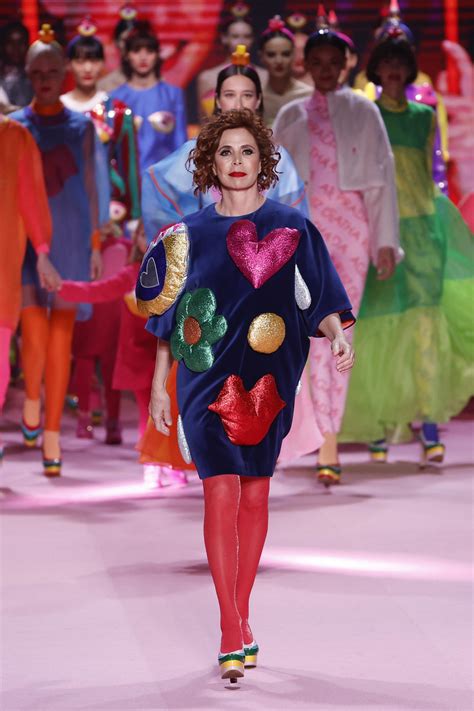 agatha ruiz de la prada lavora con noi|agatha ruiz la prada.